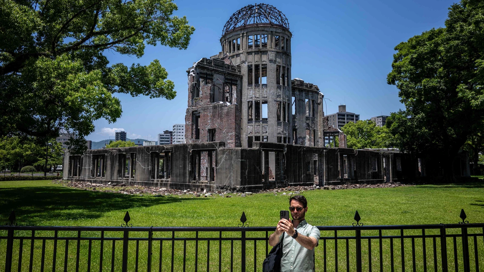 Japan’s WW2 (World War 2) Sites: A Traveller’s Guide to Hiroshima, Nagasaki, and Beyond