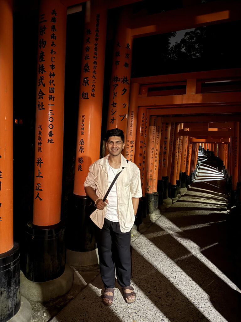 Japan- Tarang at Fushimi Inari